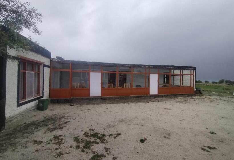 مبيت وإفطار Amchi Homestay Ladakh By Lexstays