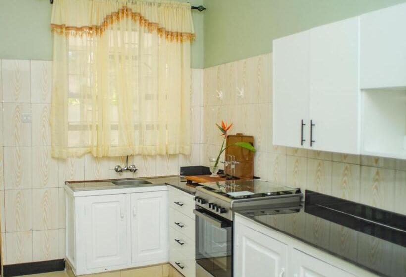 تختخواب و صبحانه Jadea Residence