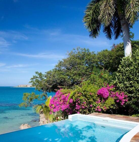 هتل Elite Resorts Caribbean