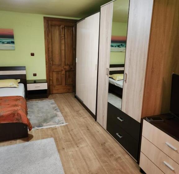 بنسيون Casa Maria