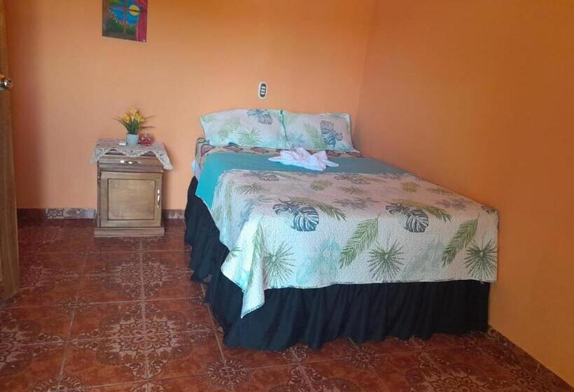 پانسیون Hostal Adonis