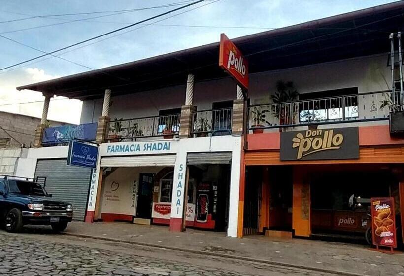پانسیون Hostal Casaca