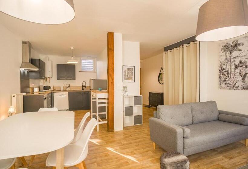 민박 Duplex Pasteur   Chambre 1   Chambre Privée