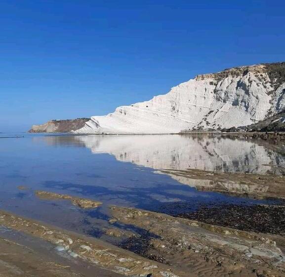 تختخواب و صبحانه Tante Elke Haus