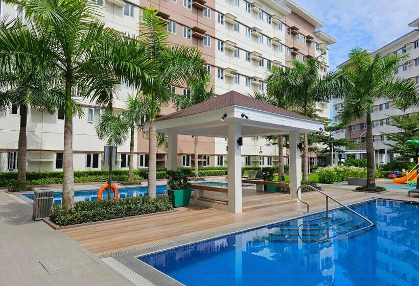 فندق Lakwatsero Caviteño Suites