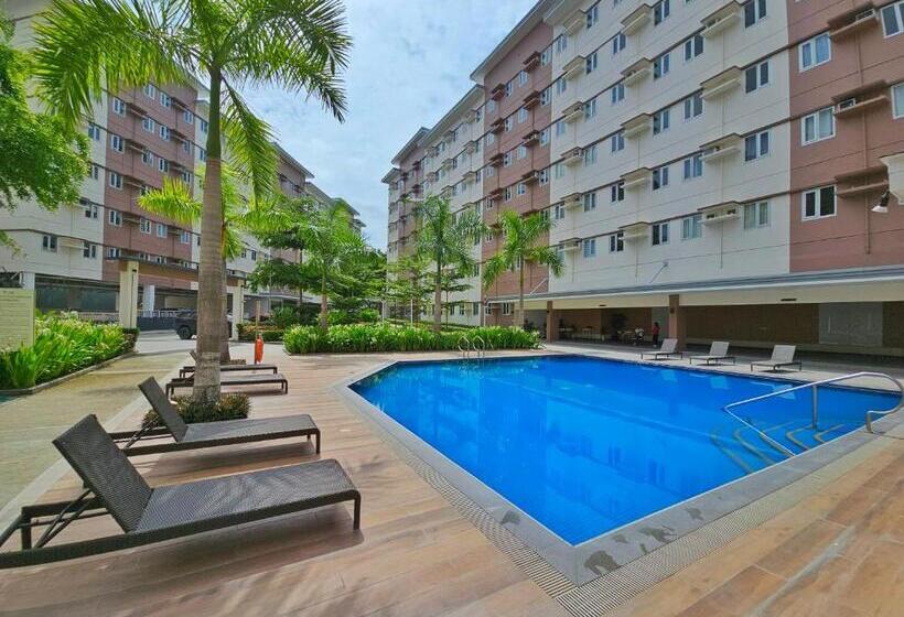 فندق Lakwatsero Caviteño Suites