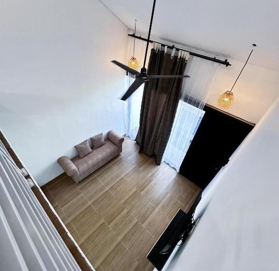 Пансион Elbe Home Stay
