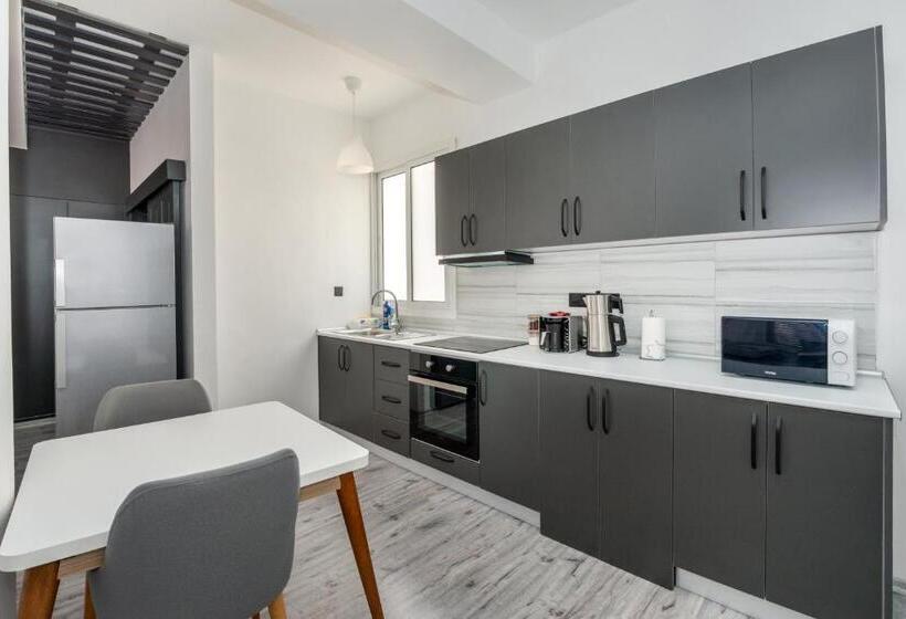 پانسیون Nicosia Suites