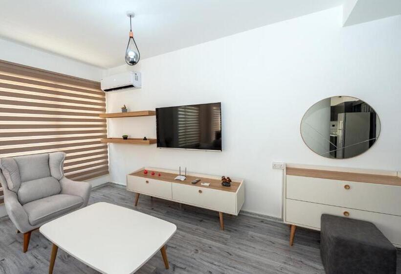پانسیون Nicosia Suites
