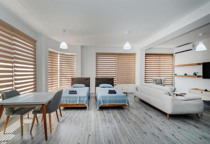 پانسیون Nicosia Suites