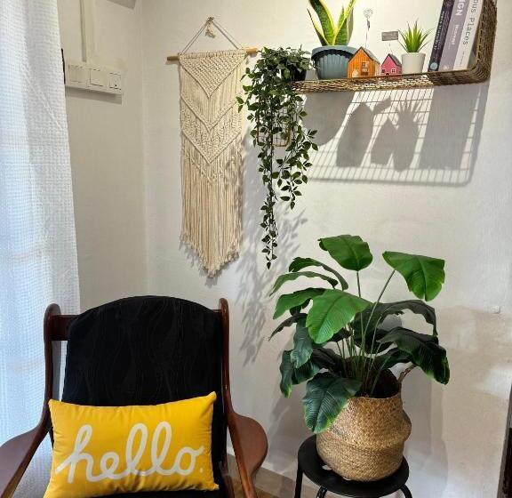 بنسيون Rumah Jambu Manis Netflix,free Wifi, 3 Minutes To Kuala Berang