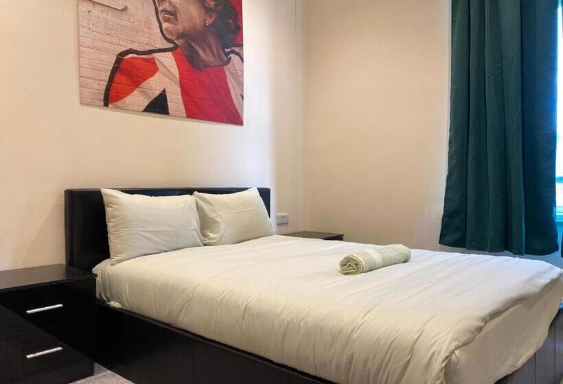 פנסיון Springfield Guesthouse   Blackburn