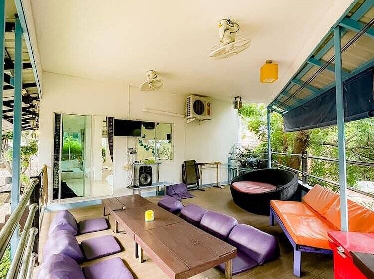 The Light House Resort   Kohlarn เดอะไลท์เฮ้าส์รีสอร์ท เกาะล้าน