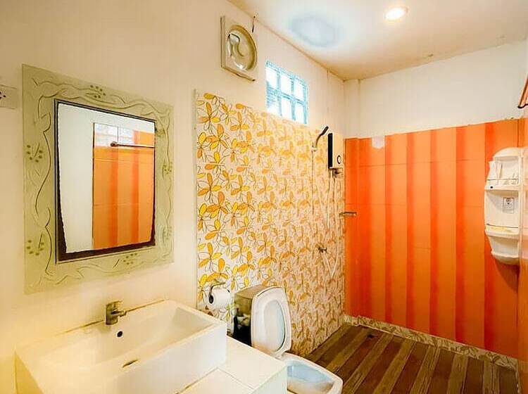 The Light House Resort   Kohlarn เดอะไลท์เฮ้าส์รีสอร์ท เกาะล้าน