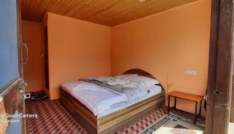 住宿加早餐 Coasltine Cottages Lukung Ladakh By Lexstays