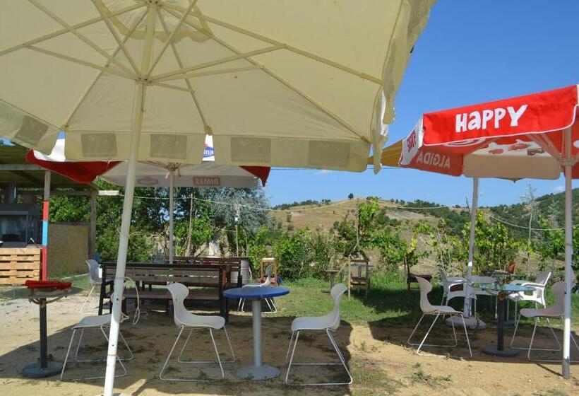 پانسیون Camping & Guest House Murataj