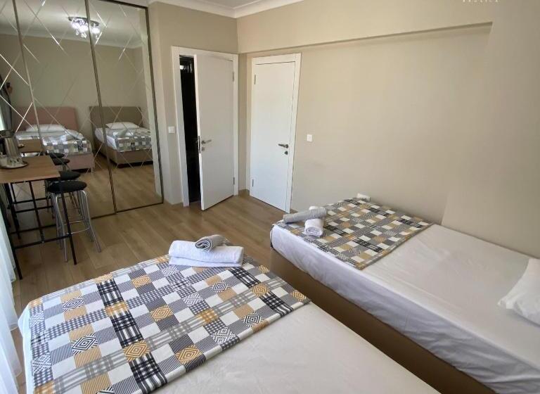 פנסיון Double Room With Bathroom And Breakfast