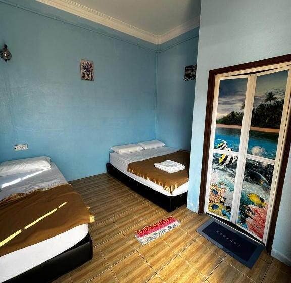 فندق صغير Perhentian Village Inn