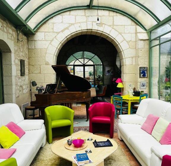 צימר Château De La Thibaudière   Chambre Du Tonneau