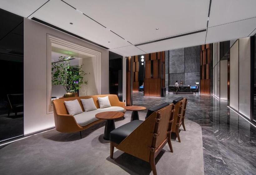 Intercity Hotel Yantai Binhai Square