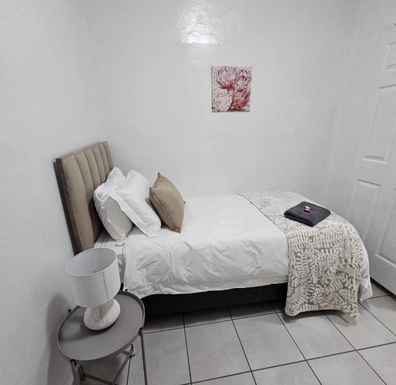 بنسيون Protea Guesthouse