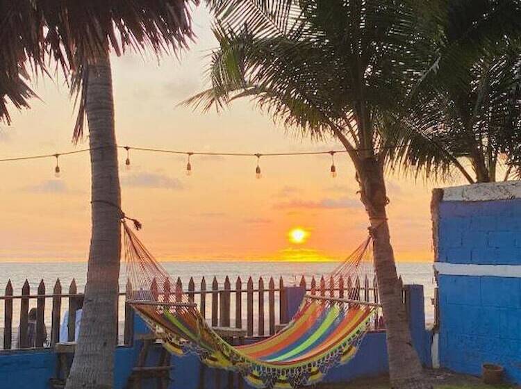 پانسیون Room In Guest Room   Cabana For 5 People And Pool