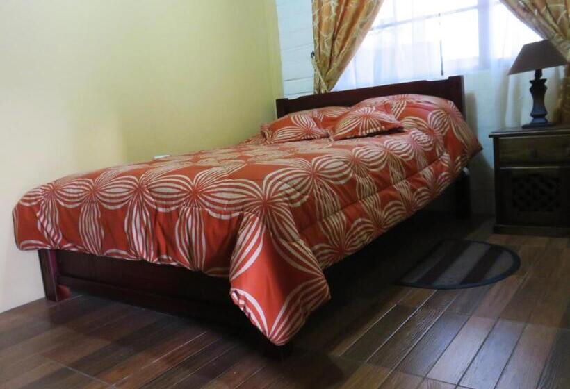 تختخواب و صبحانه Casa Del Montañero