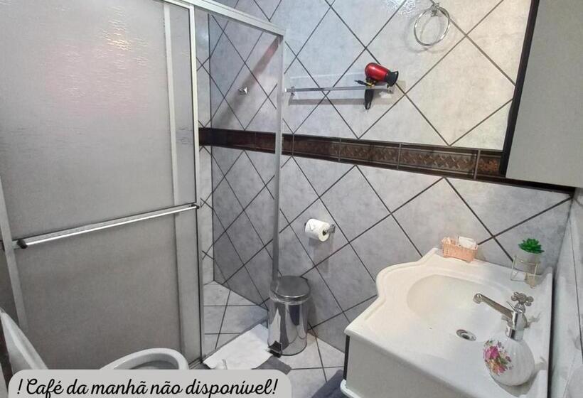 تختخواب و صبحانه Hospedagem Alternativa Família Martins