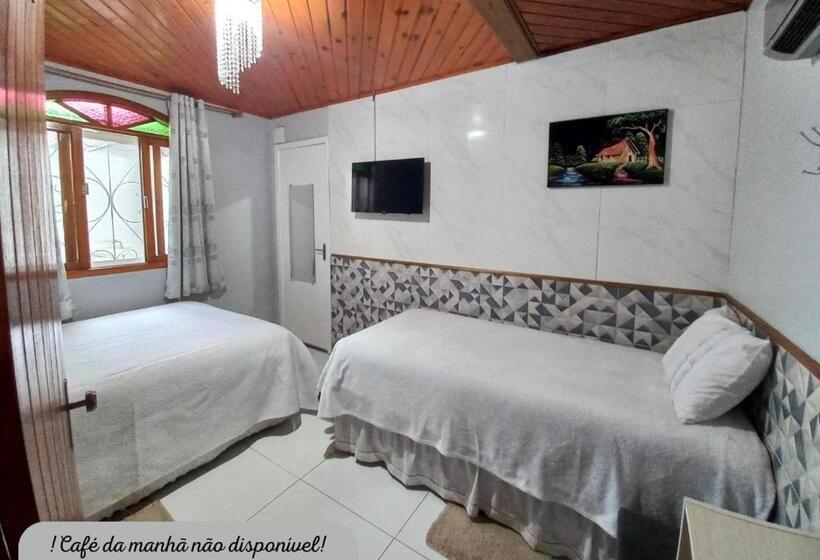 تختخواب و صبحانه Hospedagem Alternativa Família Martins