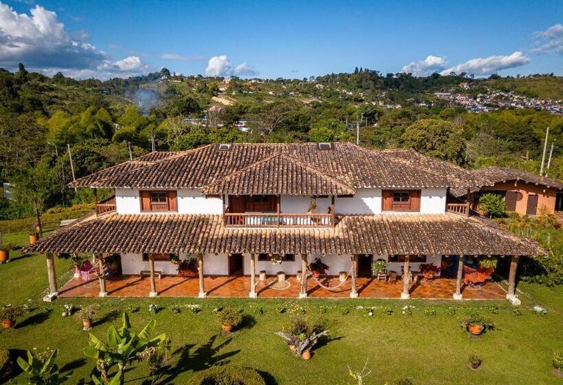 هتل Estorake San Agustin Huila