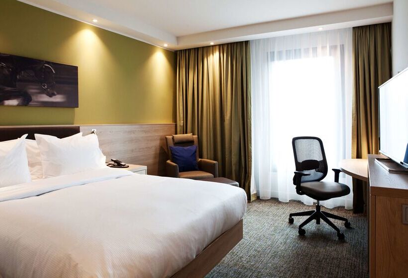 هتل Hampton By Hilton Aachen Tivoli