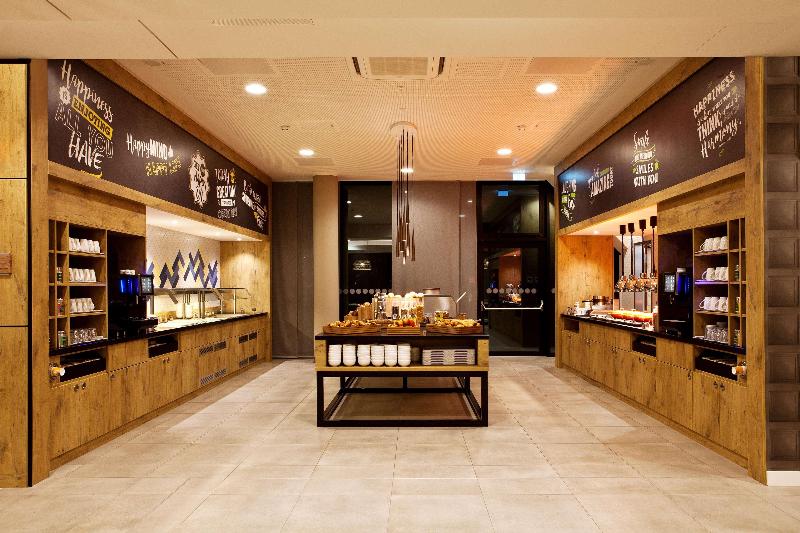 هتل Hampton By Hilton Aachen Tivoli