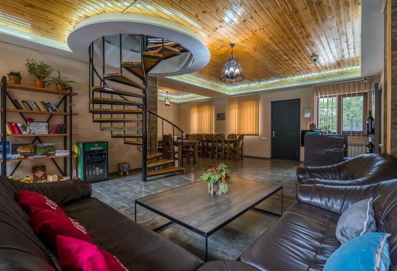 هتل Oishe Boutique