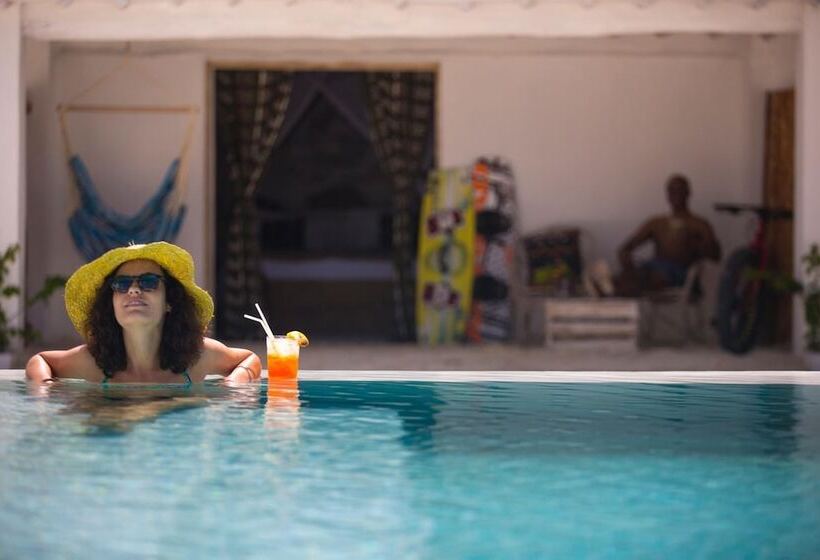 ホテル The Loop Beach Resort
