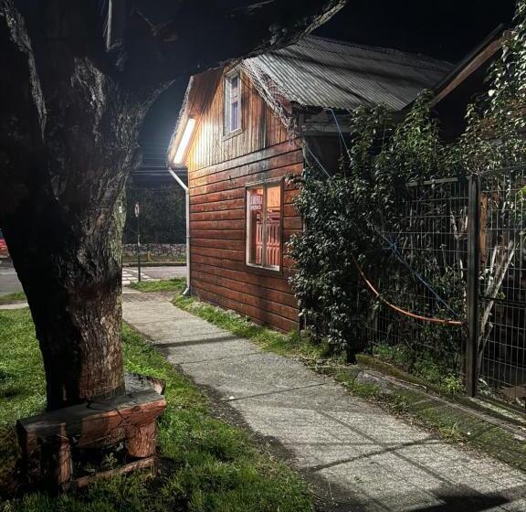 הוסטל Dalian Hostal