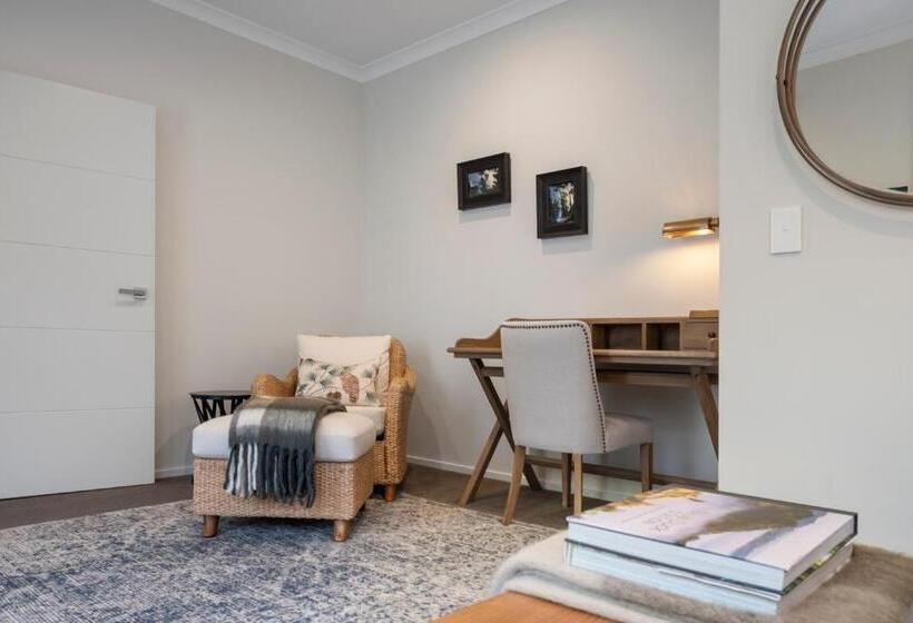 مبيت وإفطار Kaitahi   Luxury Lodge