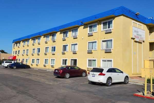 호텔 Metroparc Nsuites