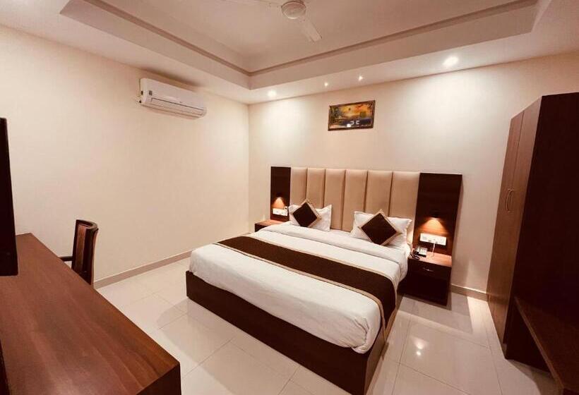ホテル Shivani Giuest House