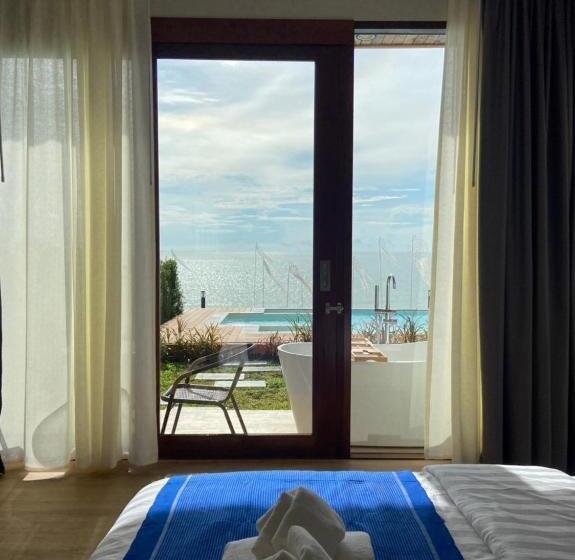 酒店 เดอะซีน คาบาน่า บีช รีสอร์ท ขนอม The Scene Cabana Beach Resort Khanom