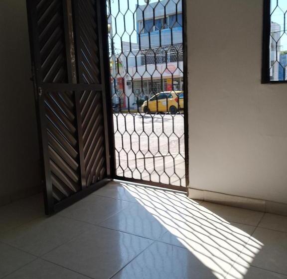 פנסיון Habitación Centro