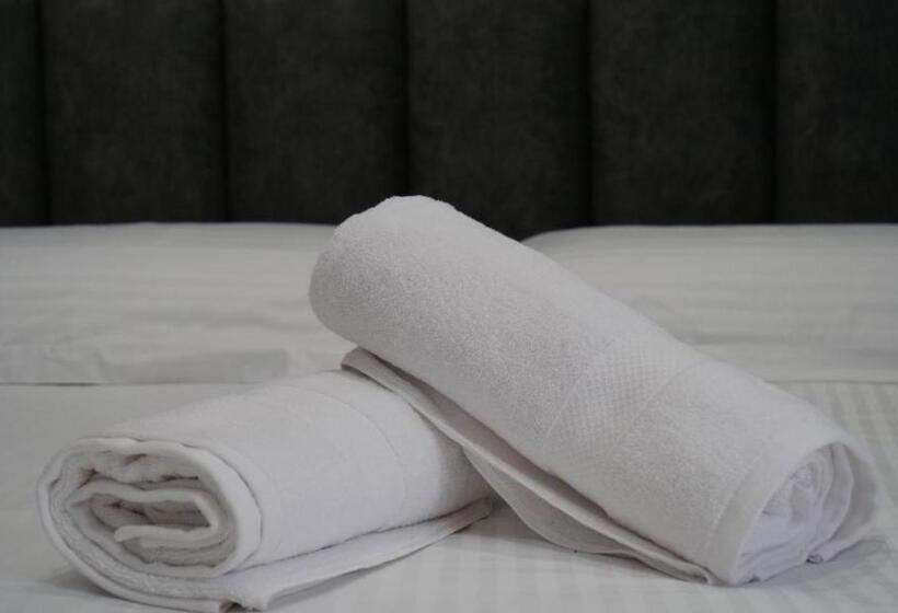 مبيت وإفطار Bar Restorant Hotel Rama
