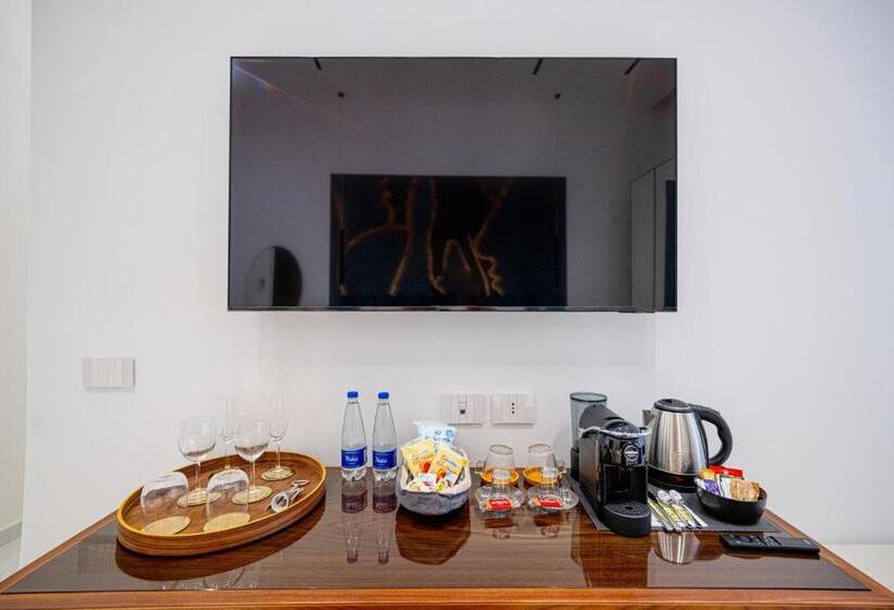 تختخواب و صبحانه Di Virgilio Suite Luxury
