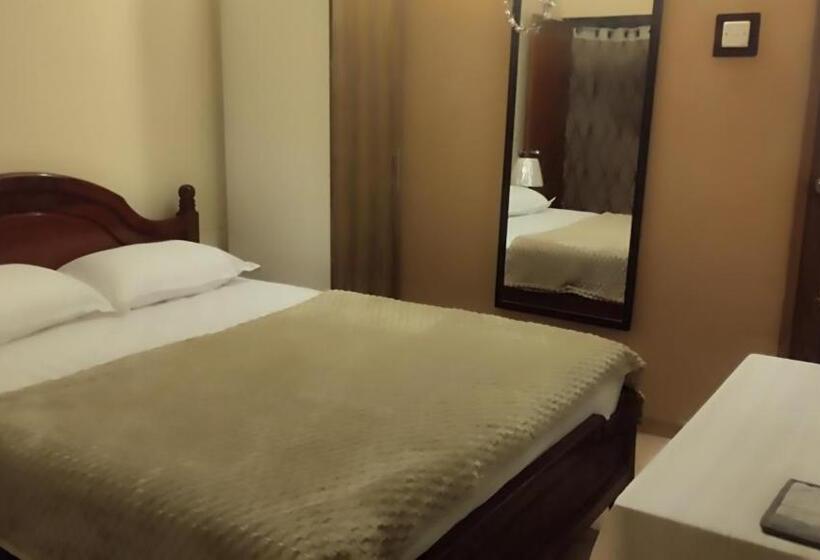 צימר Kandy Liberty Inn