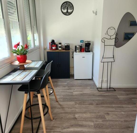 민박 Les Pingouins De La Marne 2