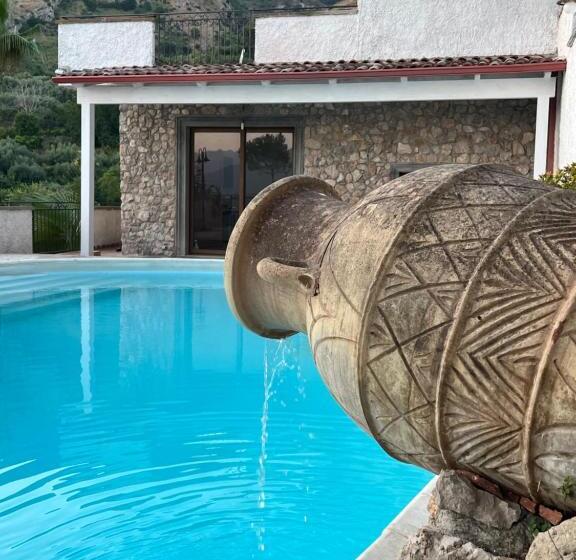 Bed and Breakfast Villa Robi