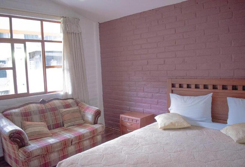 هتل Hostal El Eden