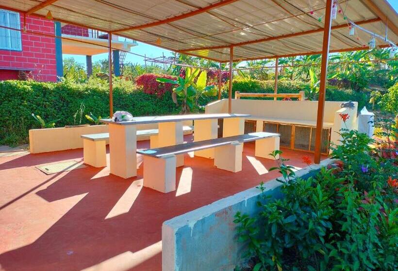 酒店 The Shire Charming Farmstay