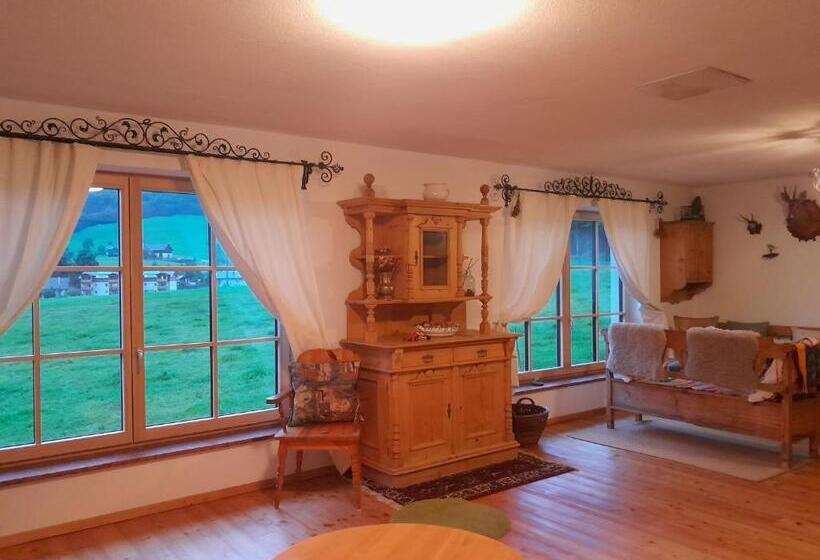 ペンション Haus Lemmerer