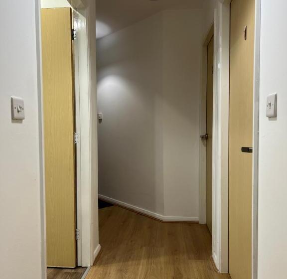 ペンション Kilnview Guesthouse Hanley & Staffordshire University