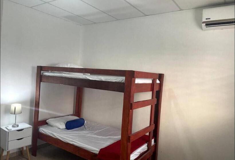 هاستل Nice And Privater Room 5 Minutes From El Tunco Beach